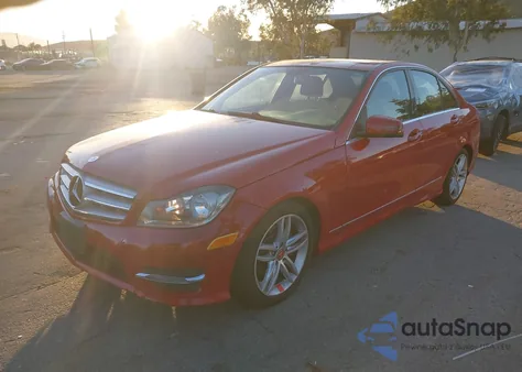 2013 Mercedes-Benz C 250 Sport from USA, damaged, VIN WDDGF4HB5DA795059